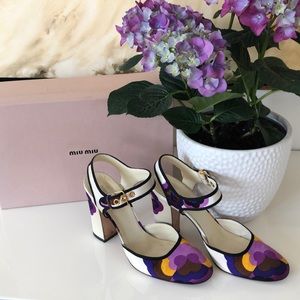 Miu Miu Shoes • size 38 •